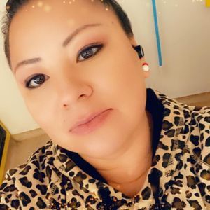 Meet your Posher, Lynette